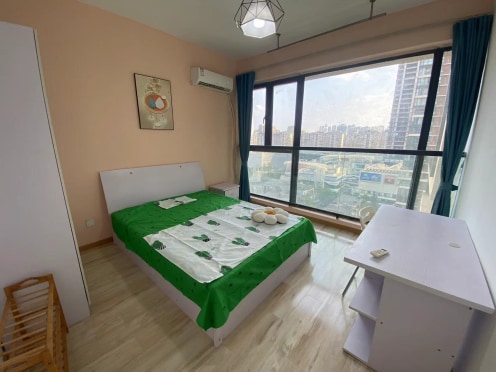 合租·永立·龙邸B区 5居室 东南卧