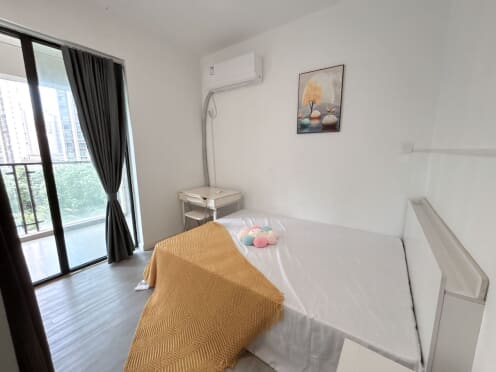 合租·长冶南阳御龙府一期 5居室 南卧