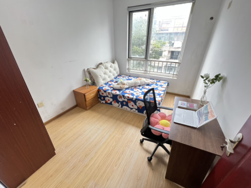 合租·北江锦城 5居室 北卧