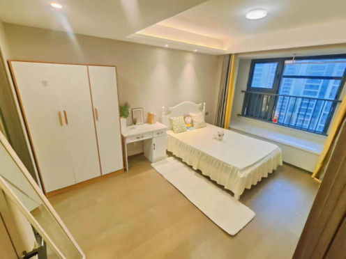 合租·长江时代雍澜悦府 4居室 南卧