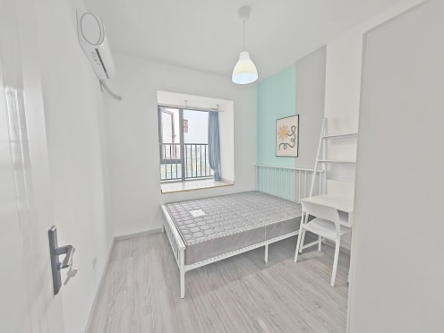 合租·康德馨苑 5居室 南卧