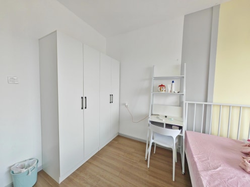 合租·保利西子城 4居室 东南卧