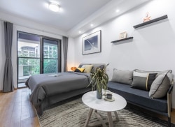 独栋·华润置地·有巢公寓 长睦店 毕业季首选，独立厨卫带阳台，整租可月付，家具家电齐全拎包入住 开间_卓越明熙府租房