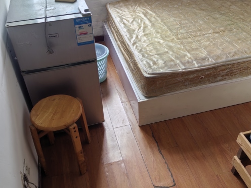 独栋·瑞鸿宇公寓 金门路店 351广济南路地铁7号口也就是利景华廷边上无需中介费 开间