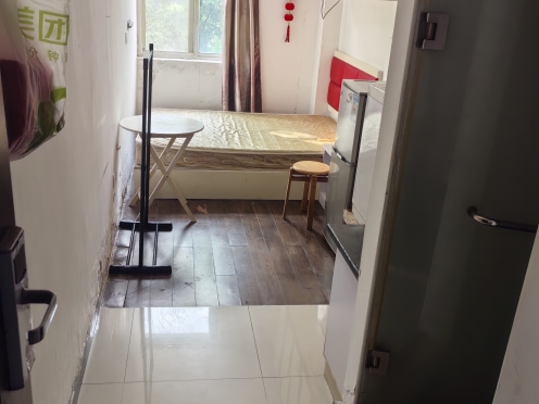 独栋·瑞鸿宇公寓 金门路店 222西城永捷大润发边上广济南路7号口不要中介费 开间