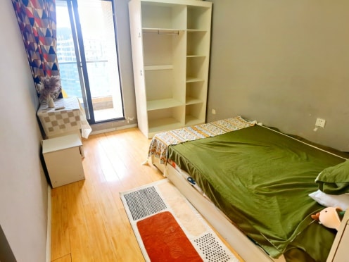 合租·中德英伦世邦J区 3居室 南卧