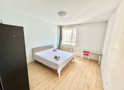 合租·鸿仕雅居 5居室 南卧_鸿仕雅居租房