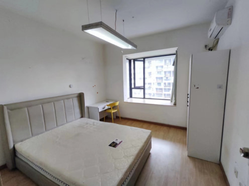 合租·白兰地 4居室 东南卧