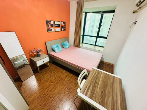 合租·彼岸新都 5居室 南卧