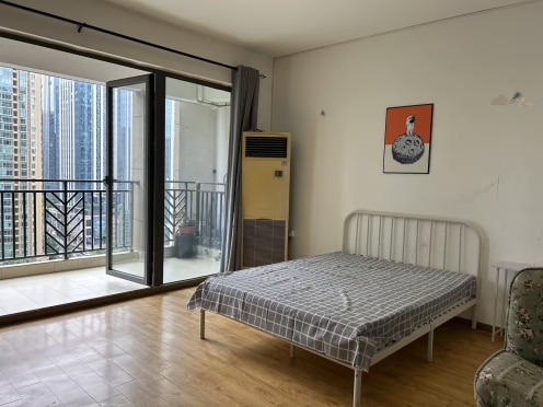 合租·皇庭国际中心 4居室 东卧