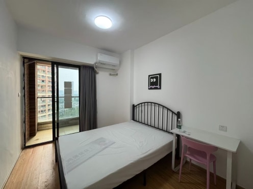 合租·中德英伦联邦B区 4居室 西南卧