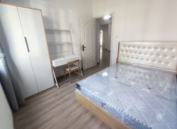 合租·世茂国风 5居室 北卧_世茂国风租房