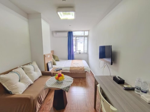 独栋·乐享公寓 南门店 半年起租 长租每月减免200 押一付一 无中介费靠近地铁 1室1厅