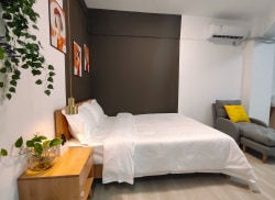 独栋·源社里青年服务公寓 华南摩尔店 万江·奥特莱斯 独栋城景公寓  高层悦景阳台一居 开间_共联古新路4号租房