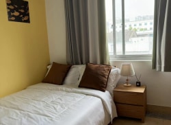 独栋·E.旅享家 吾悦广场店 押一付一 精装 拎包入住 随时可看 开间_玉苍东路180号租房