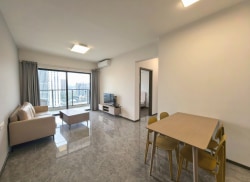 独栋·华庭公寓 峰景湾店 朝南大阳台采光好 押一付一 拎包入住 大型地下停车场  免费网络 2室2厅_华发峰景湾租房