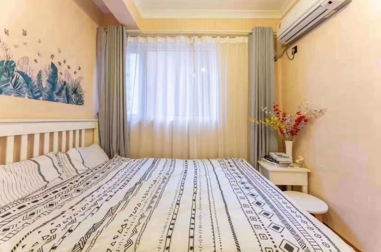 一号线地铁口北辰三角洲温馨大三房，直租，禁止宠物，短租勿扰