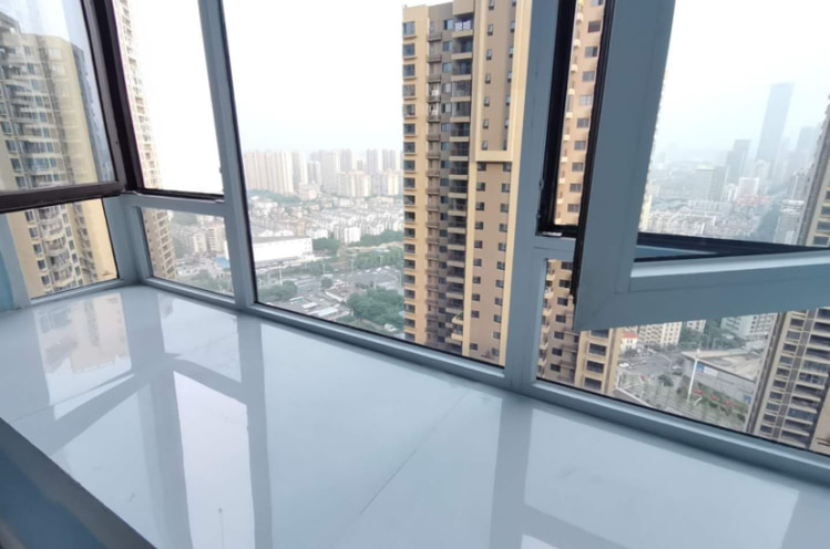 北辰三角洲C3区，1号线地铁口，带飘窗，独立卫生间，洗衣机，直租