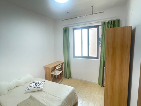 合租·滨江和城 5居室 南卧