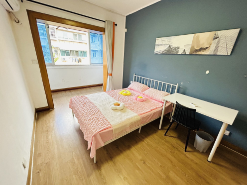 合租·武侯祠大街254号 3居室 南卧