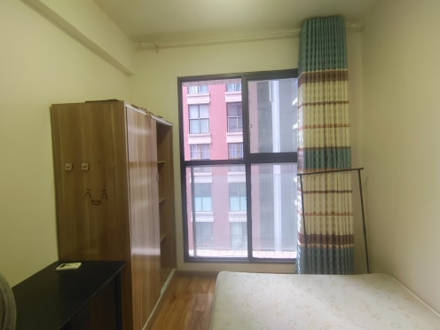 合租·中铁丽景书香 4居室 南卧