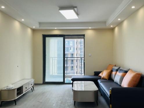 独栋·悦里房产 中铁诺德壹号观湖轩 0中介，精装套三。 3室2厅