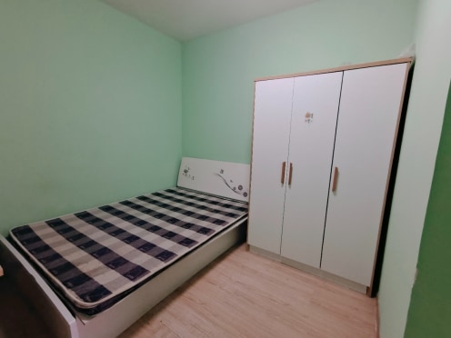 合租·西岸观邸 5居室 南卧