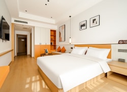 独栋·家蜓酒店公寓 徐州高铁站店 品牌服务式公寓/拎包入住/全屋精装/开业特惠12免1 开间_淮海数字经济产业园租房