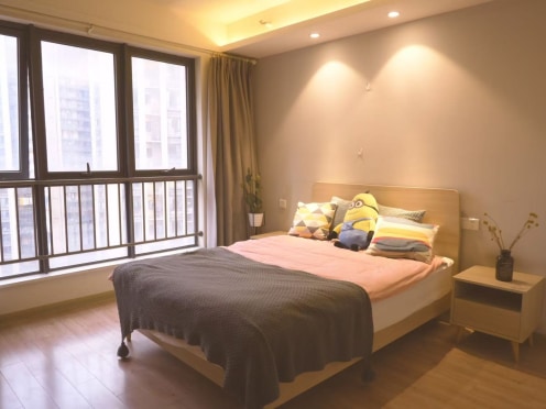 独栋·龙湖冠寓 成都时代店 【套三长租特惠 】1个月起租郫县高新西区近华为富士康 无中介 可开票 3室1厅