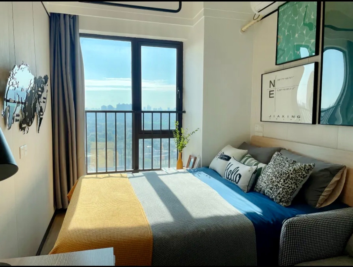 精选公寓·龙湖冠寓