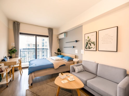 独栋·龙湖冠寓 成都西宸原著店 【双十一特惠 长租立减500】精装阳台房落地窗！可拎包入住！近西宸天街 开间