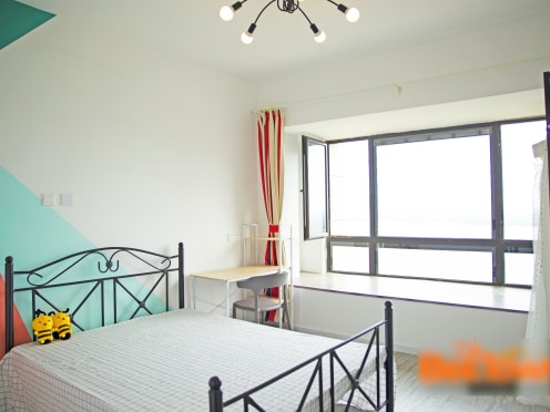 合租·保利居上 5居室 南卧