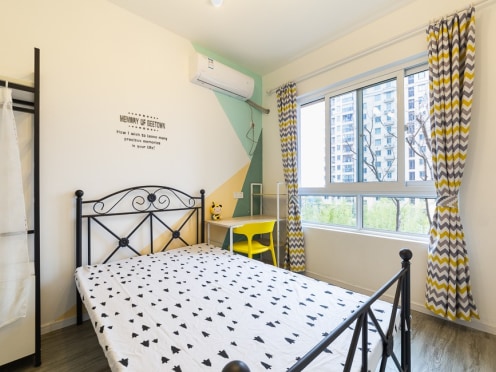 合租·中南锦苑西区 5居室 南卧