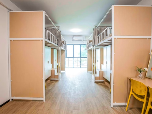 独栋·泊寓 阳山二期店 【青年宿舍公寓,企业可租】- 上床下桌·独立卫浴·朝南家电全！ 1室1厅