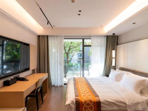 独栋·富瑞斯服务式公寓 高新区店 【家长陪读.轻松接送】一月可租.精装修.拎包入住.定期保洁.24小时安保.智能门锁 1室1厅