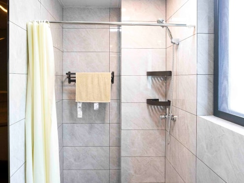 独栋·泊寓 阳山二期店 【品质青年公寓】- 管家随时服务，采光通透+沙发衣柜! 开间