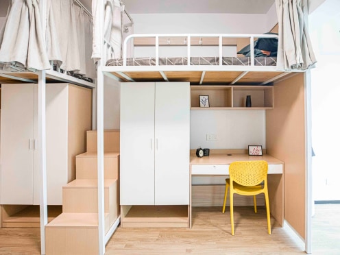 独栋·泊寓 阳山二期店 【舒适四人间】- 标准上床下桌，学习休憩两不误! 开间