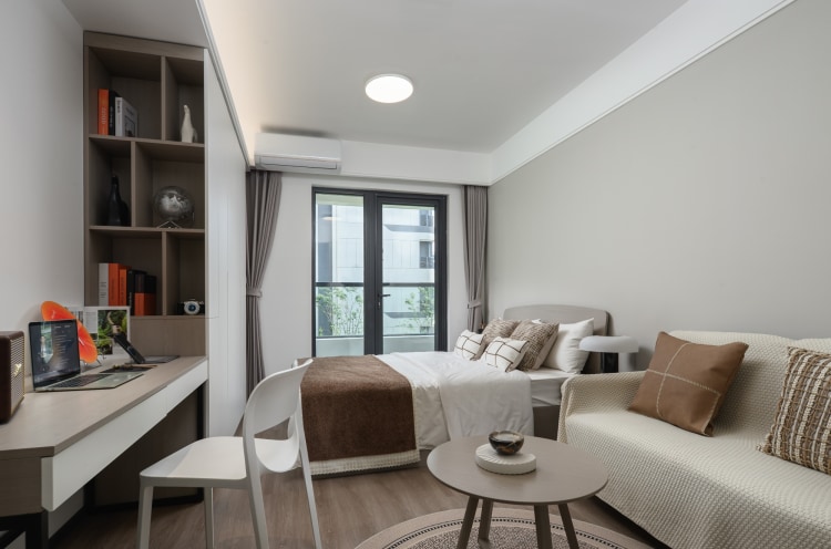 G60科创大厦旁丨免费班车接送九亭地铁站丨源氏木语企业独享折扣丨整租朝南店长力荐一室丨带阳台带独卫