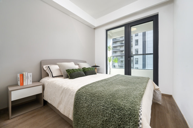 G60全新央企公寓，九亭地铁免费班车，人才补贴叠加折扣，双朝南温馨两室，宠物友好实体墙好停车