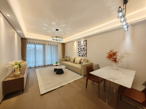 独栋·泊湾公寓 世茂璀璨天城 龙泉大面 世茂城 精装 三室一厅两卫 无中介民水民电家电齐全 3室2厅