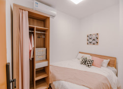 独栋·CCB建融家园 龙翔公寓店 限时特惠 朝南单间带阳台 共享客厅 可办居住证 可短租 1室1厅_薛岭新村租房