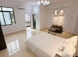 独栋·迪寓 苍西店 近第二附属医院，带电梯阳台，临近市场，免费停车位 开间_苍西村租房
