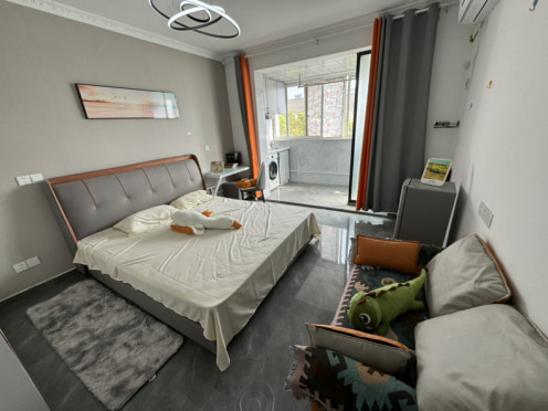 合租·淞泽家园（三区） 5居室 南卧