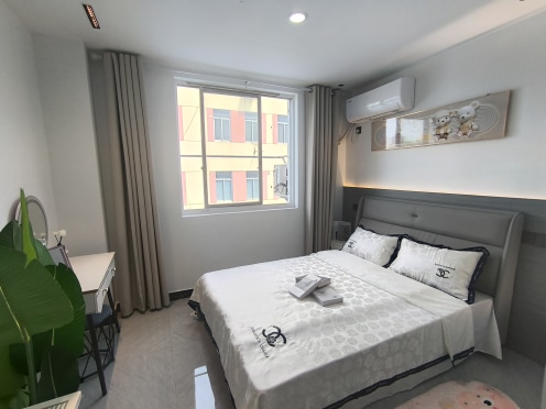 独栋·星祥公寓 龙湖店 不短租 新家桥二号线500米 龙湖公寓 押一付一 开间