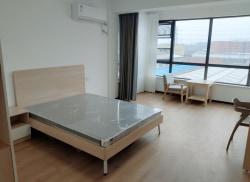 独栋·新誉公寓 人民东路店 遥观 超大阳台 采光充足 独立卫浴 情侣首选 开间_新誉公寓租房