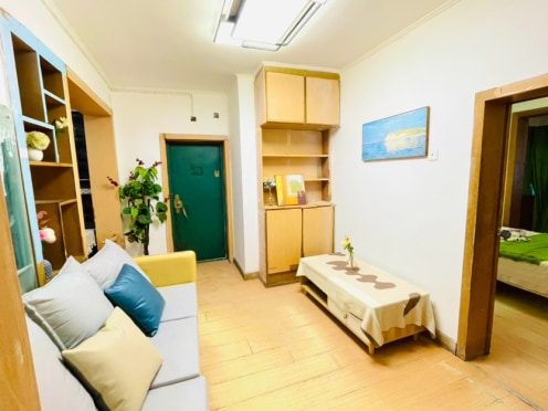 独栋·家哆堡公寓 营中巷32号店 特价2450！！营门口 抚琴精装套三 可短租月付 无中介 3室1厅