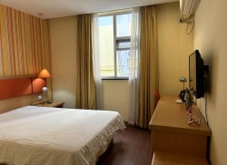 独栋·逗号公寓 金华胜利街店 公寓舒适大床房 开间_新华印刷厂宿舍租房