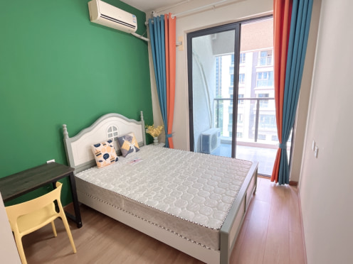 合租·川发天府上城B区 5居室 南卧