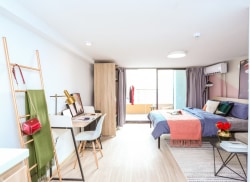独栋·龙湖冠寓 广州市桥南店 【长租立减】易发街朝南超大阳台，高层视野佳，可短租 开间_禺山大道188号租房