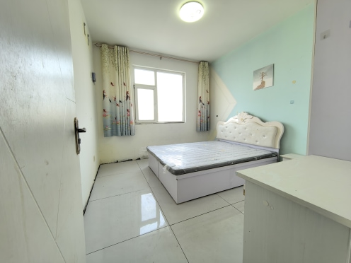 合租·北郡二区 4居室 北卧